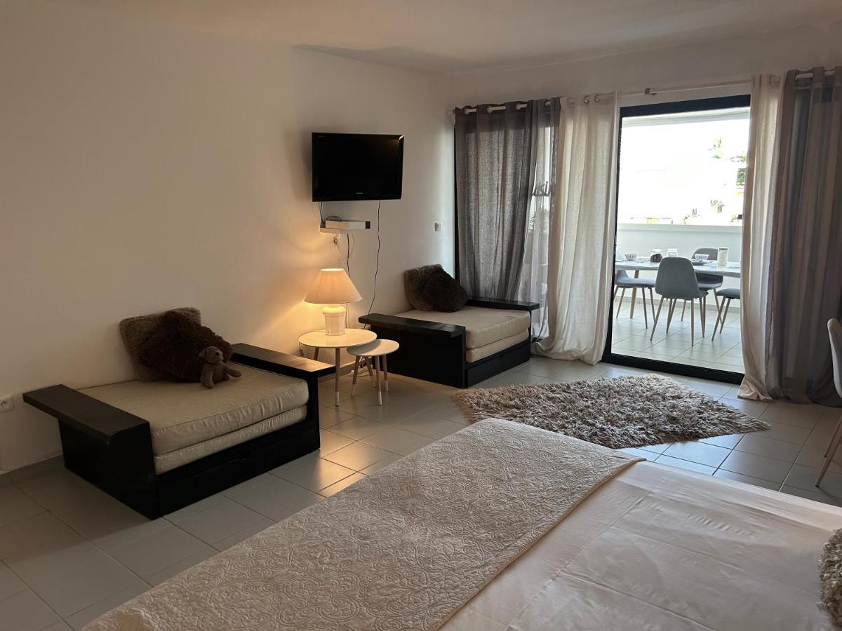 Ti Koala Apartment Baie Nettle ภายนอก รูปภาพ
